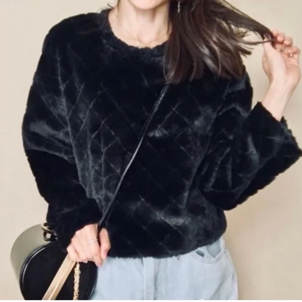 Zara Faux Fur Pullover Sweater Black Quilted Plush Size Small
